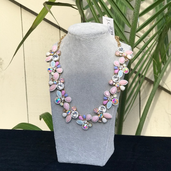 NWT J.Crew Mixed Stone PINK CORAL Necklace - Picture 3 of 8